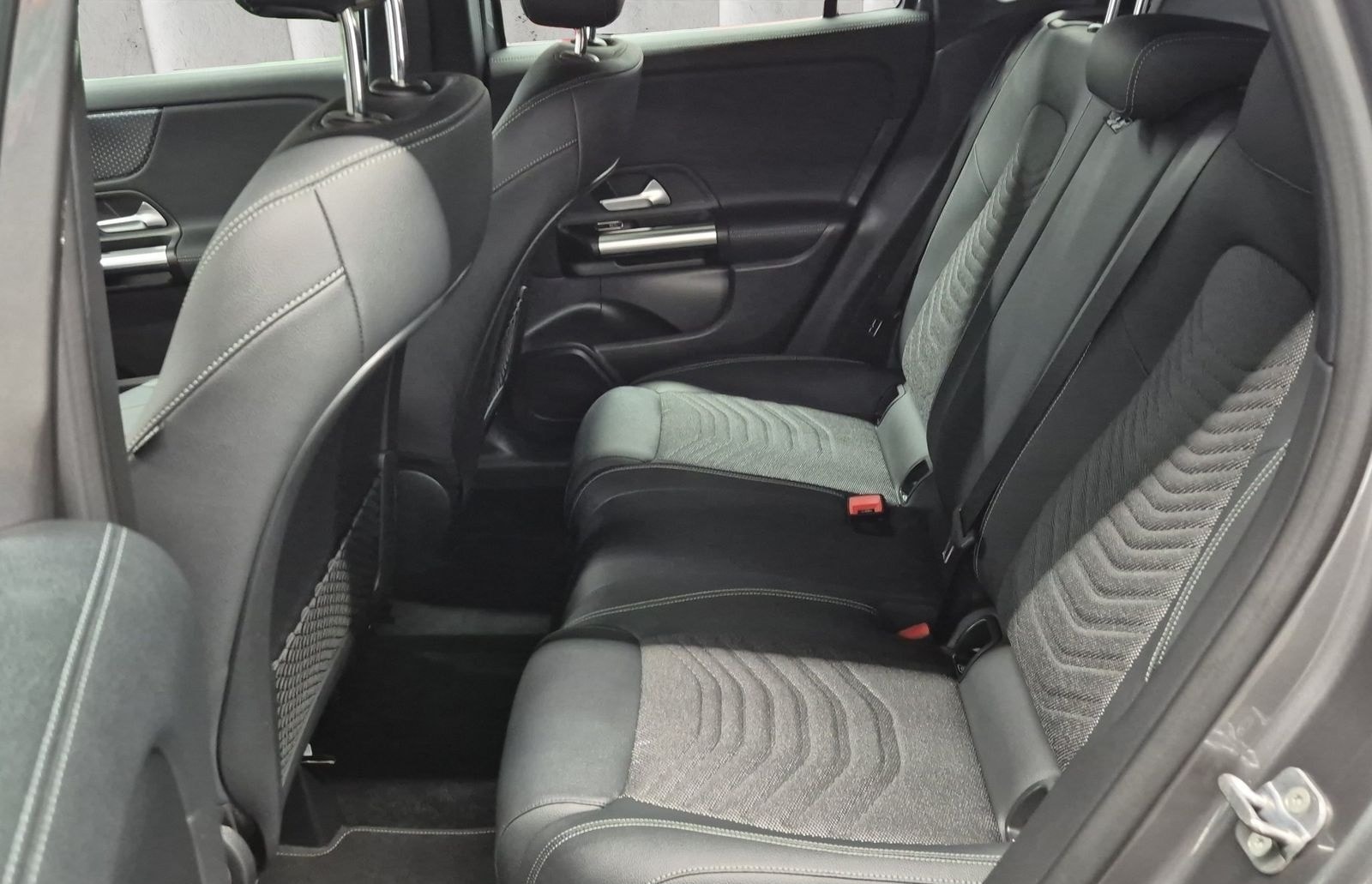 Mercedes-Benz GLA 200 Progressive (EURO 6e) foto 11