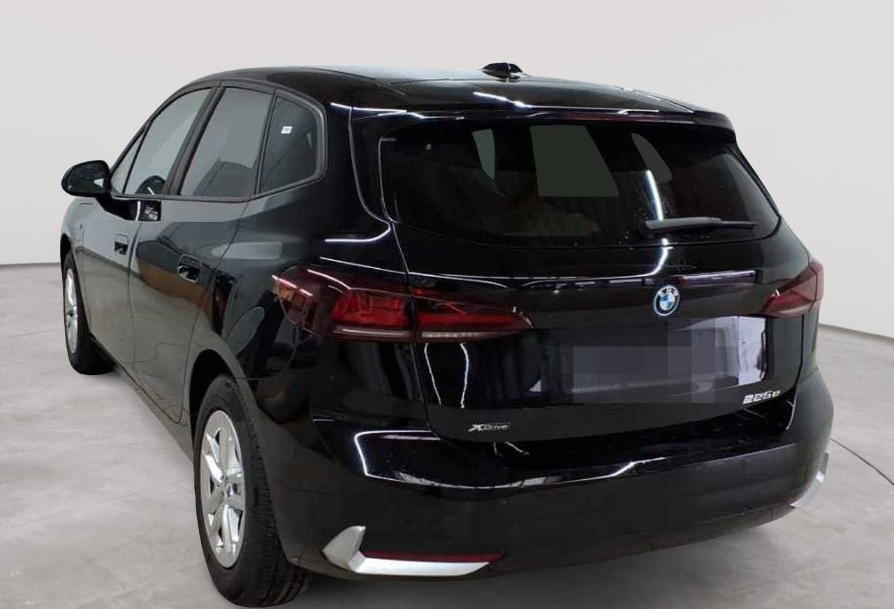 BMW 225e xDrive Active Tourer Aut. Navi SHZ foto 2