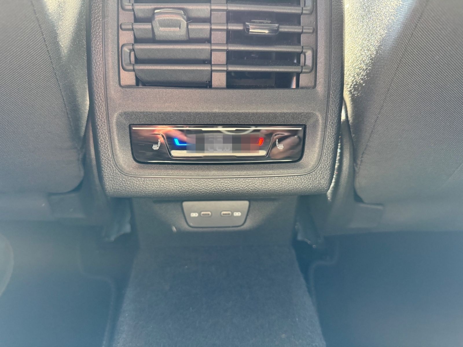 Volkswagen Golf VIII Lim. Active LED SHZ PDC Standheizung foto 13