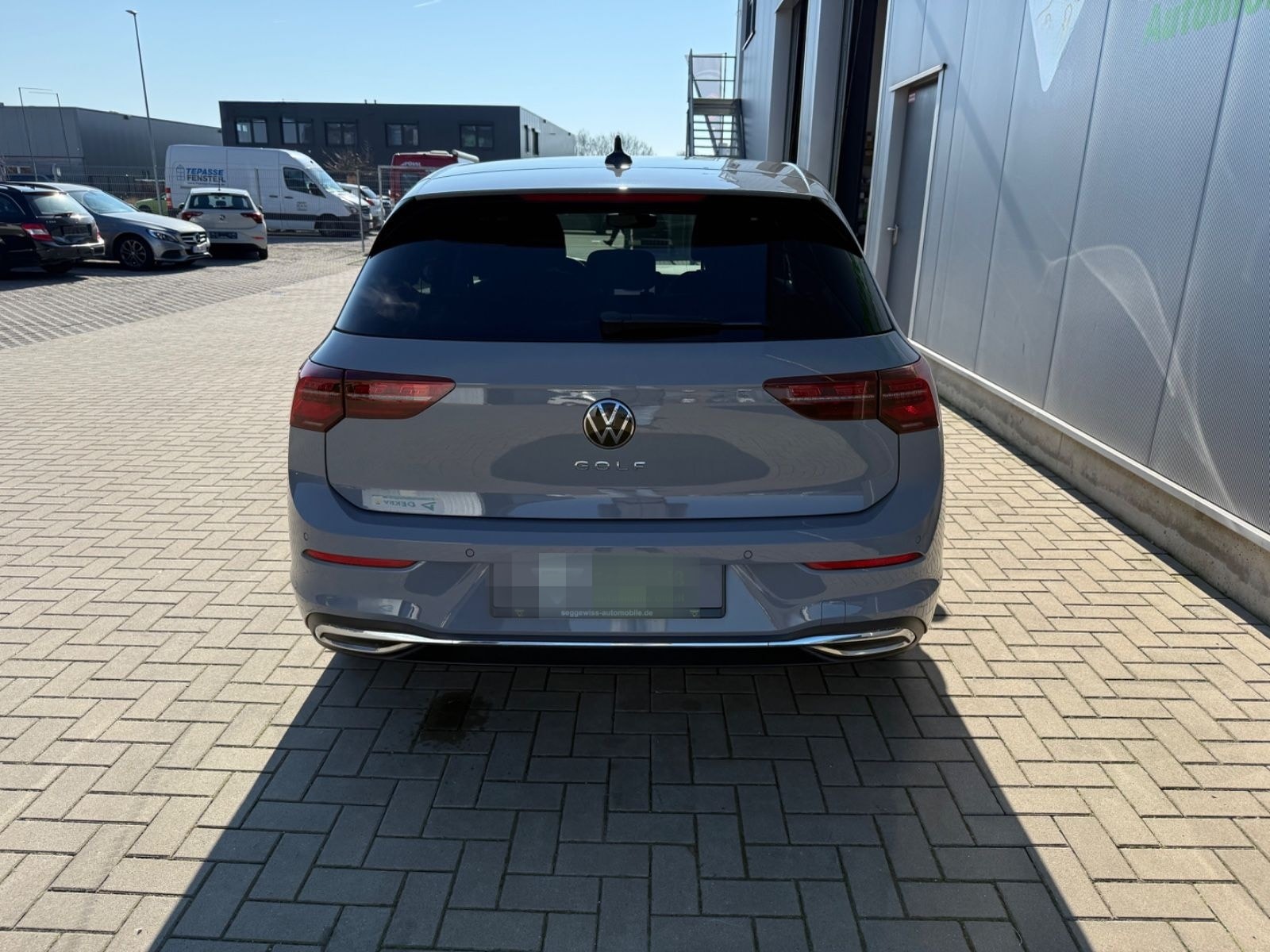 Volkswagen Golf VIII Lim. Active LED SHZ PDC Standheizung foto 5