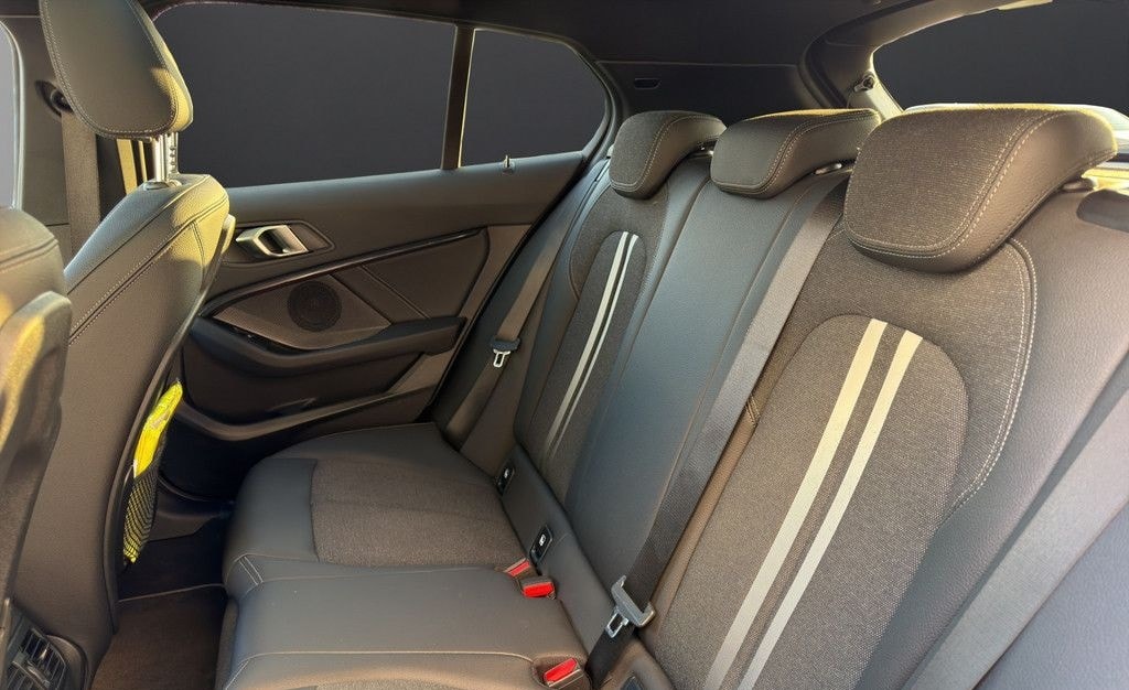 BMW 118i SPORTLINE LED NAVI HUD PANO KAMERA 17" foto 6