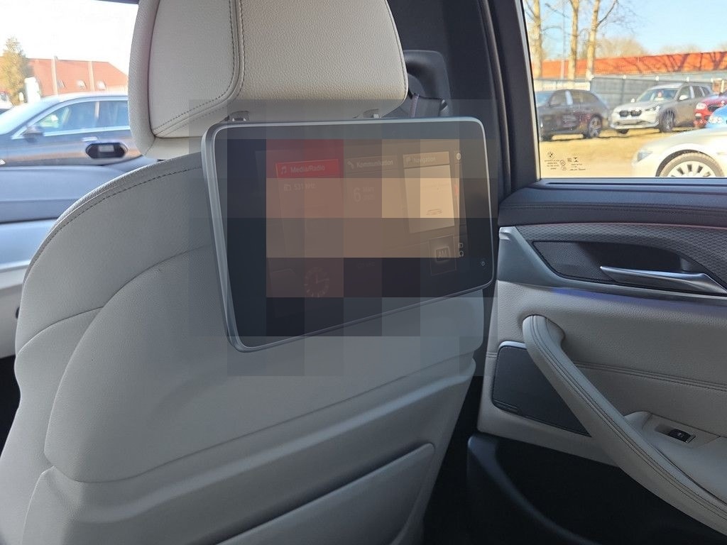 BMW 540d xDrive T. M-SPORT LED NAVI HUD PANO 18" AHK foto 20