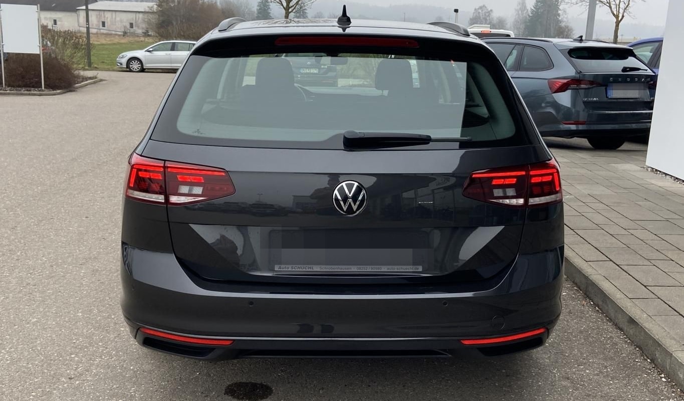 Volkswagen Passat Variant 1.5 TSI Business Premium APP-CONN foto 4