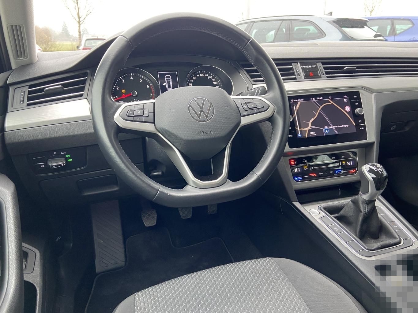 Volkswagen Passat Variant 1.5 TSI Business Premium APP-CONN foto 9