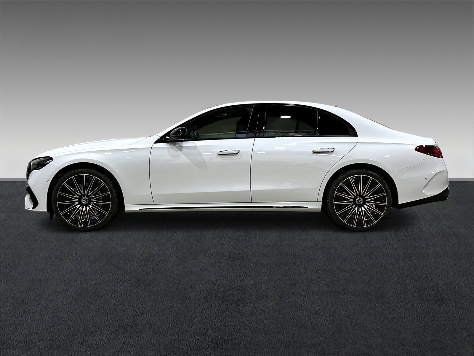 Mercedes-Benz E 450d 4M AMG+DIST+Superscreen+Burm+Pano+AHK+360 foto 4