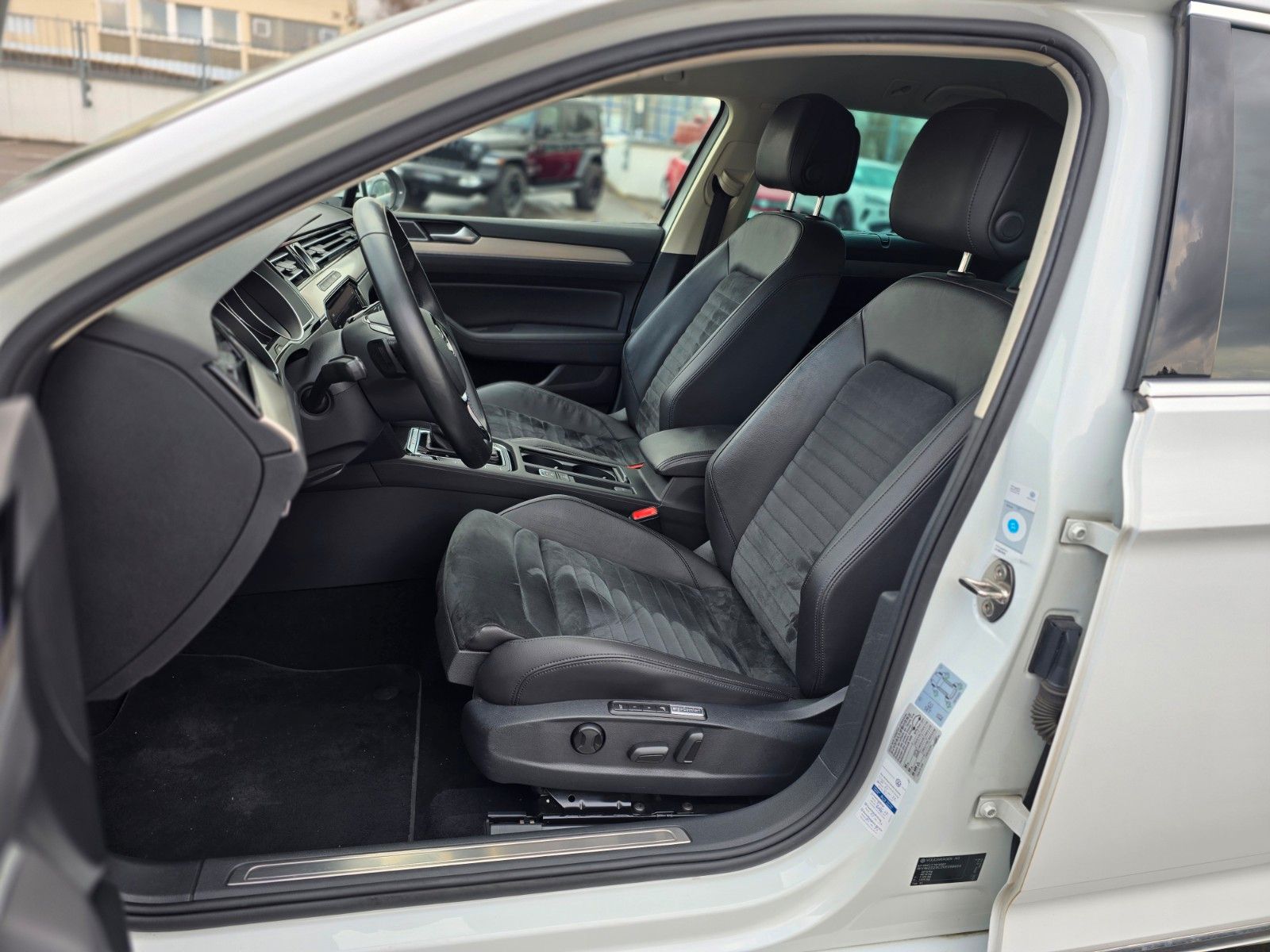Volkswagen Passat Variant |STHZ| SHZ| LKHZ| MASSAGE foto 12