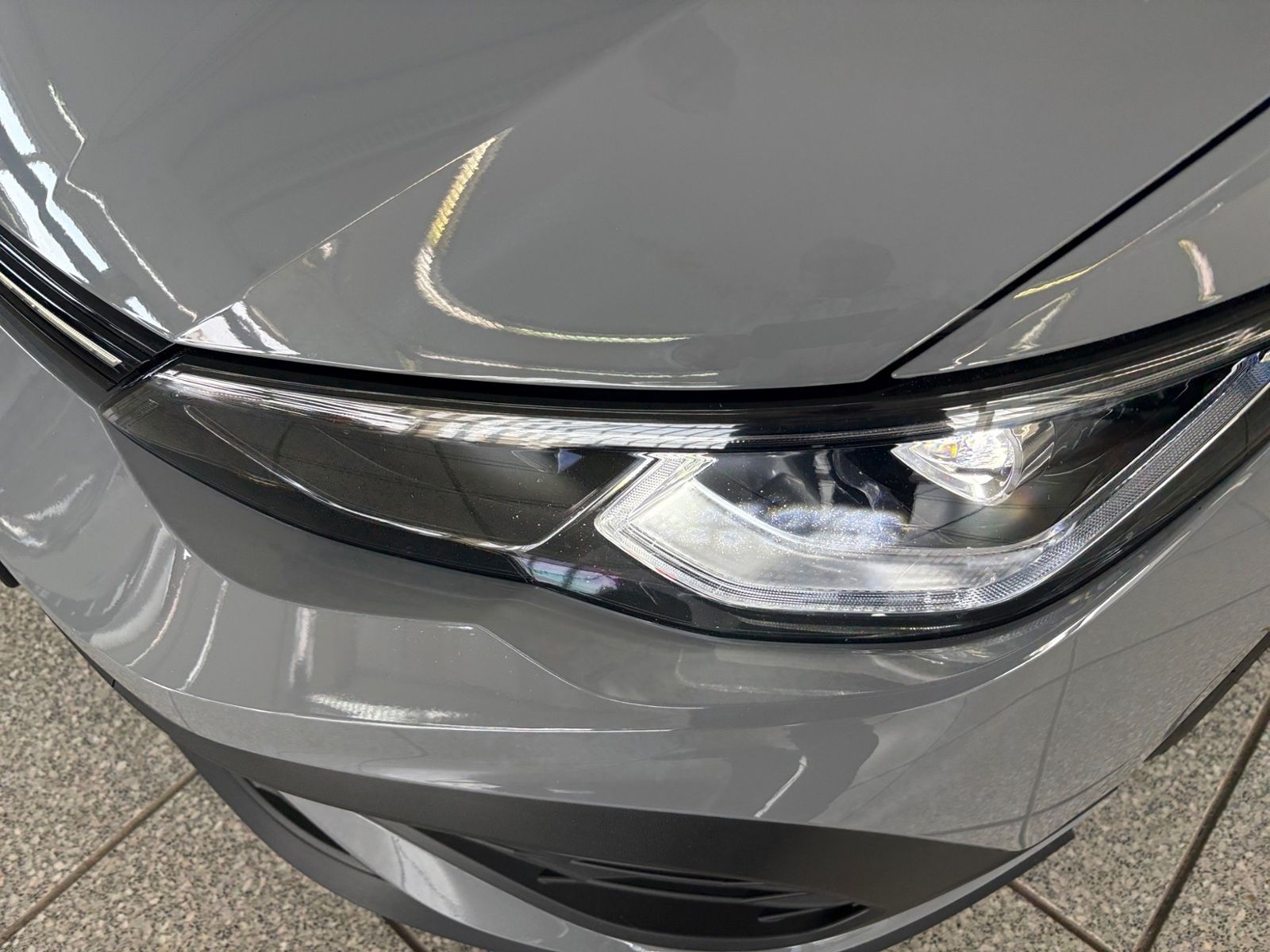 Volkswagen Golf VIII 2.0 TSI DSG GTI CLUBSPORT BLACK +H&K + foto 6