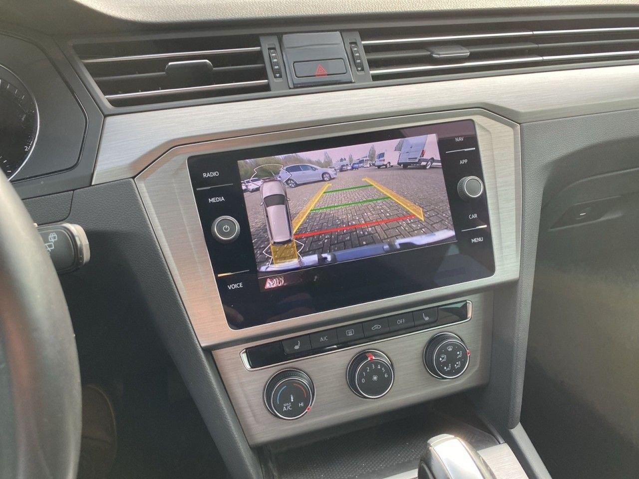 Volkswagen Passat Variant 2.0 TDI DSG+AHK+Navi+LED+RFK+ACC+ foto 15