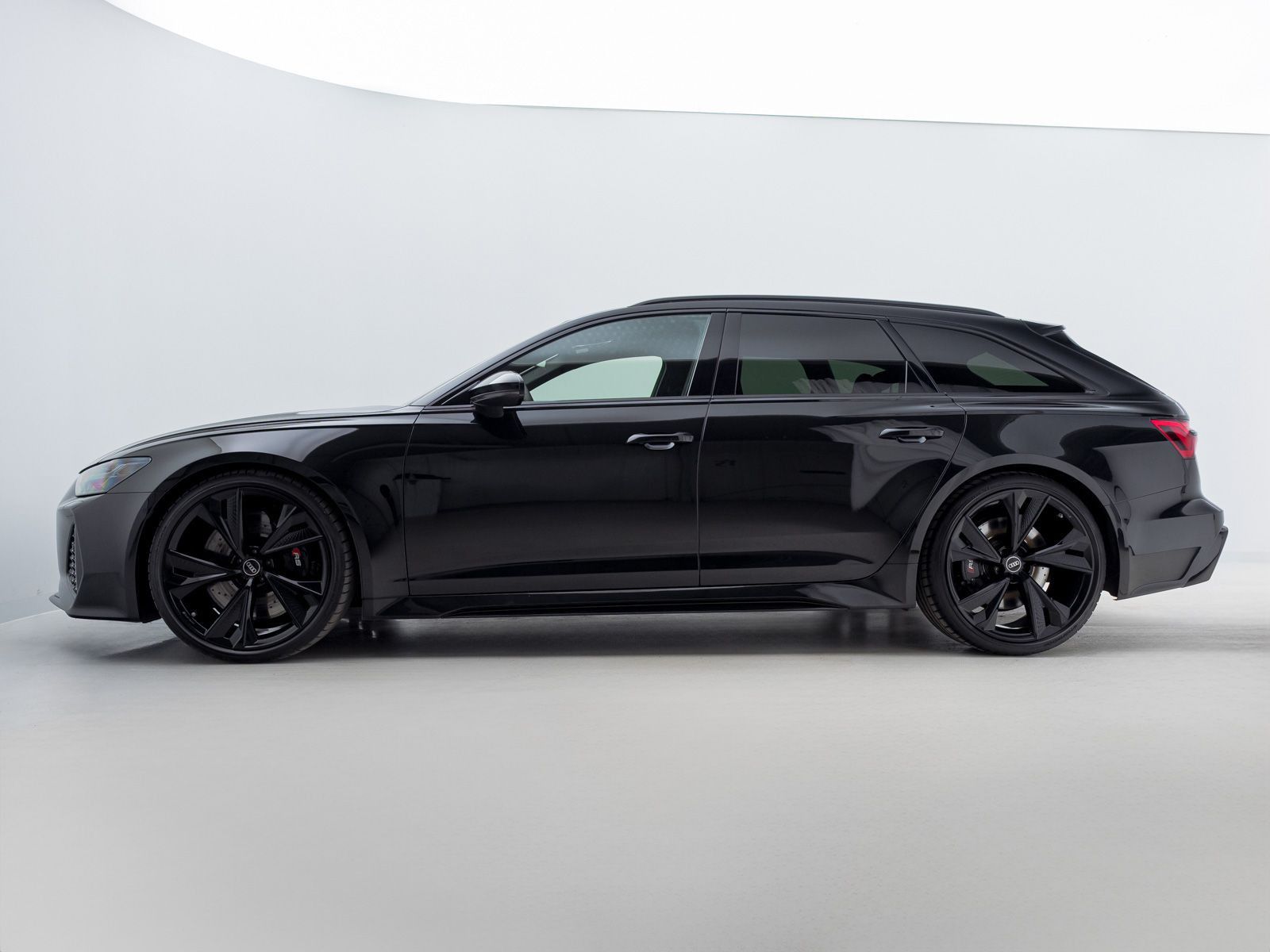 Audi RS 6 Avant 4.0 TFSI TIP-TRO*QUA*B&O*STHZG*PANO* foto 7
