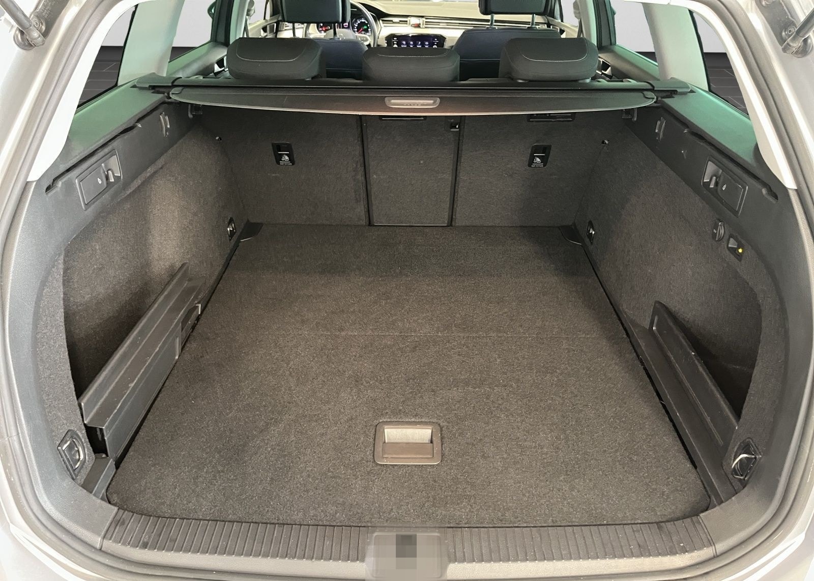 Volkswagen Passat Variant 1.5 TSI DSG Business, Navi, Sitzh foto 16