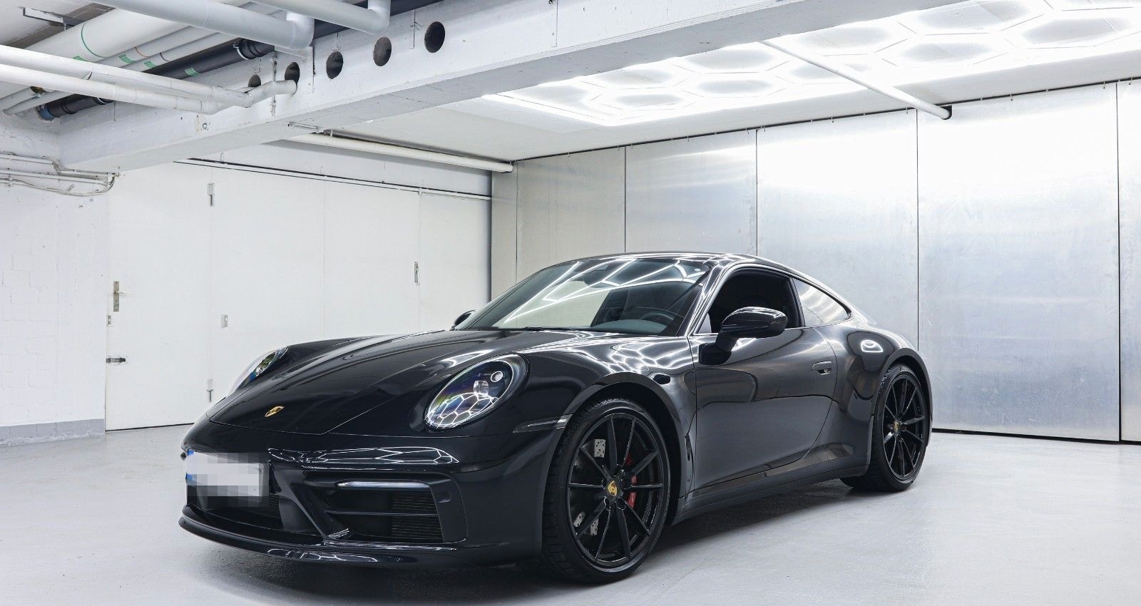 Porsche 992 Carrera 4 S Sport Design Paket foto 1