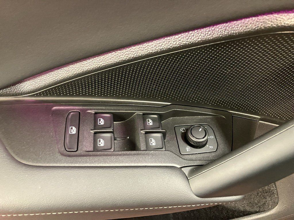 Volkswagen Tayron 1.5 eTSI DSG Life AHK ACC IQ.LIGHT Navi foto 10