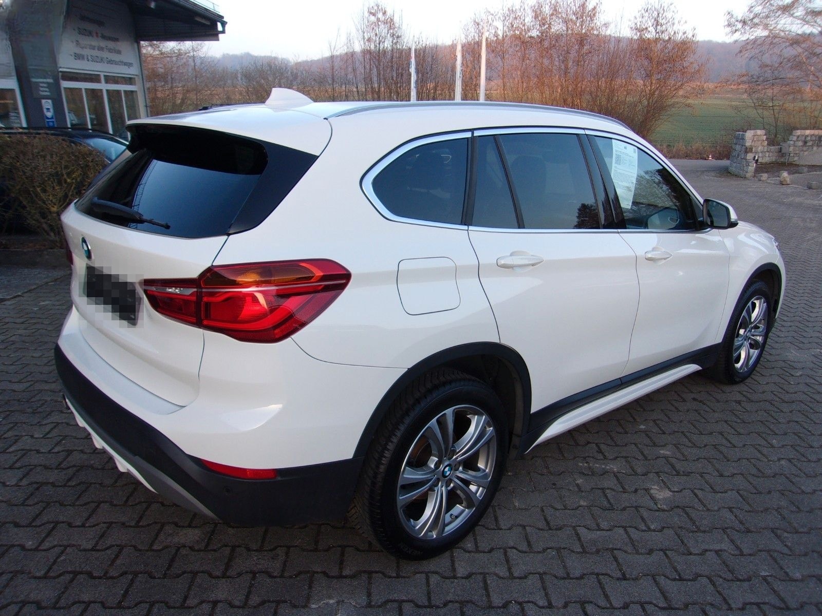 BMW X1 sDrive18i  Automatic Sport Line foto 5