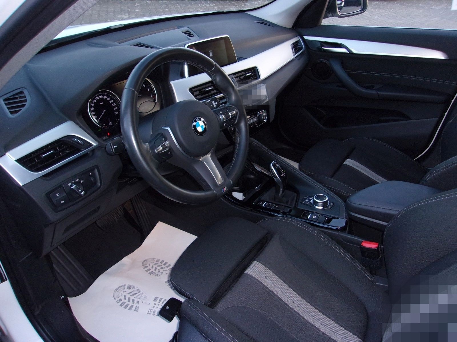 BMW X1 sDrive18i  Automatic Sport Line foto 7