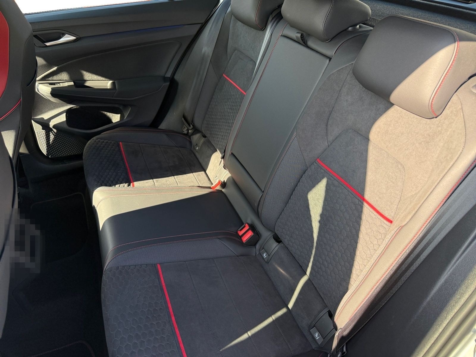 Volkswagen Golf GTI Clubsport OPF DSG/PANO/DAB+/ foto 16