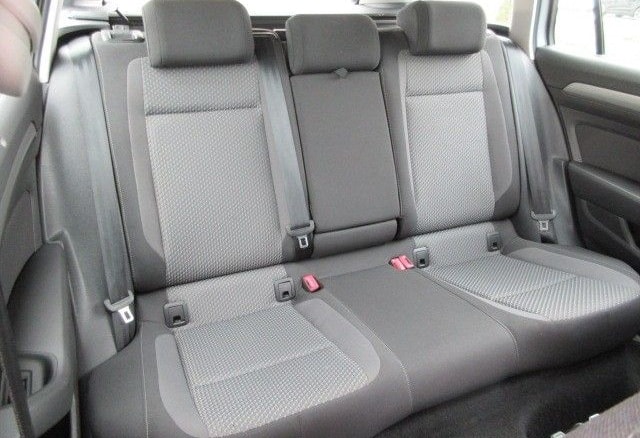 Volkswagen Passat Variant Navi AHK LED ACC DAB Alu Klima foto 12