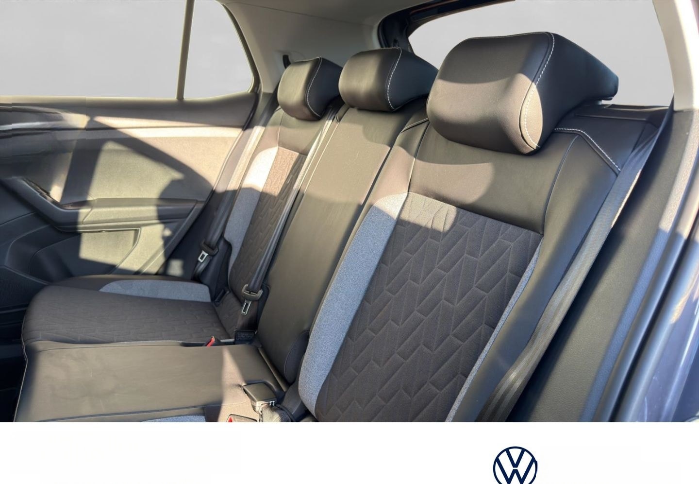 Volkswagen T-Cross 1,0 TSI Goal  Navi+PDC-Plus+LED+CarPlay+ foto 11