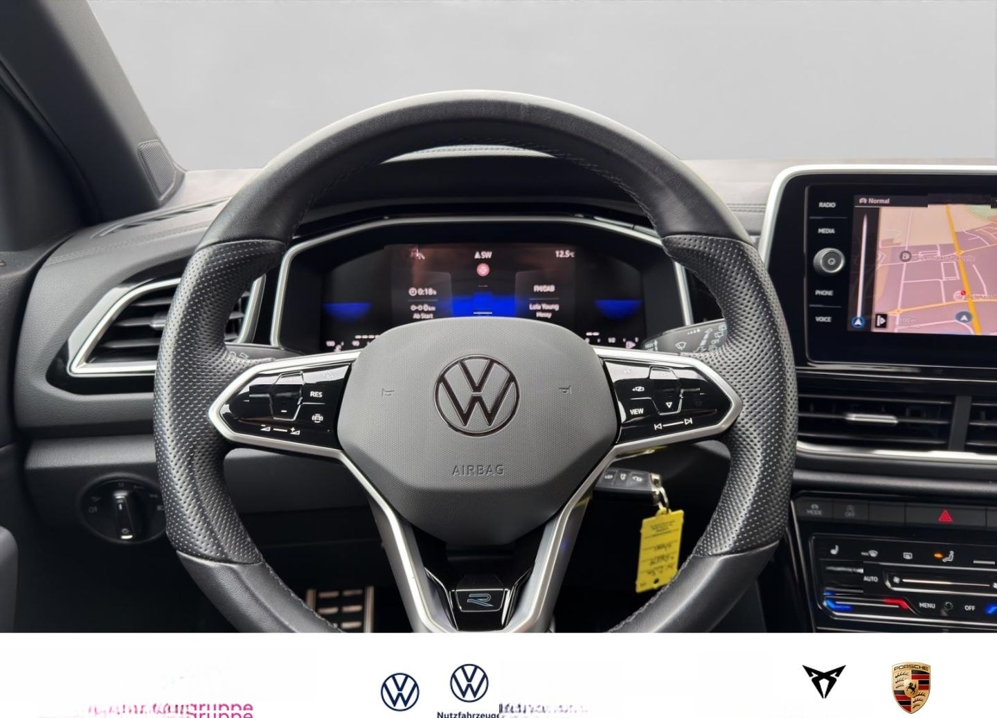 Volkswagen T-Roc R-Line 1.0 TSI Navi+RK+CarPlay+ACC+LED foto 8