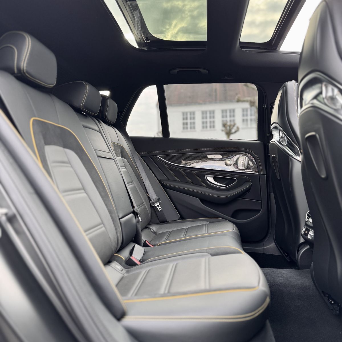 Mercedes-Benz E 63 AMG S/FINAL/PANO/360°/SITZKLIMA/DISTRO/PERF foto 16