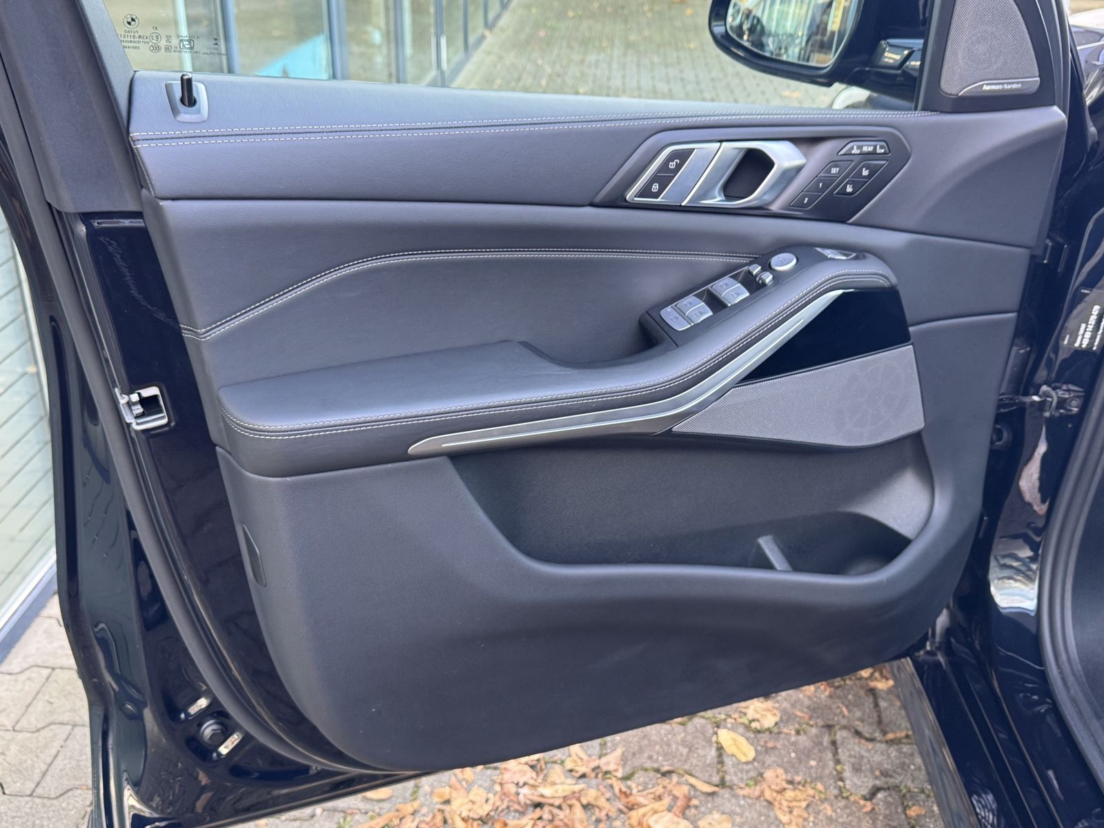 BMW X7 M60i AHK PANO-SKY Massage StHzg h&k Sitzklima foto 15