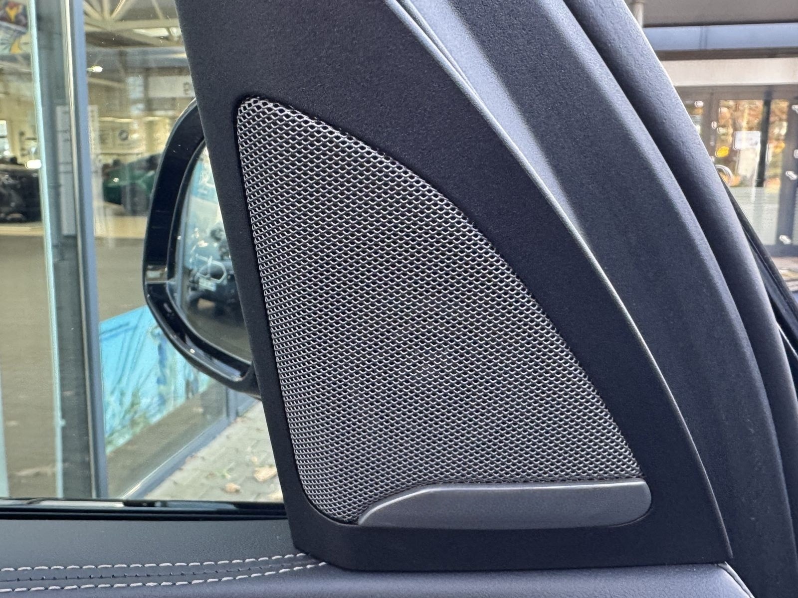 BMW X7 M60i AHK PANO-SKY Massage StHzg h&k Sitzklima foto 17