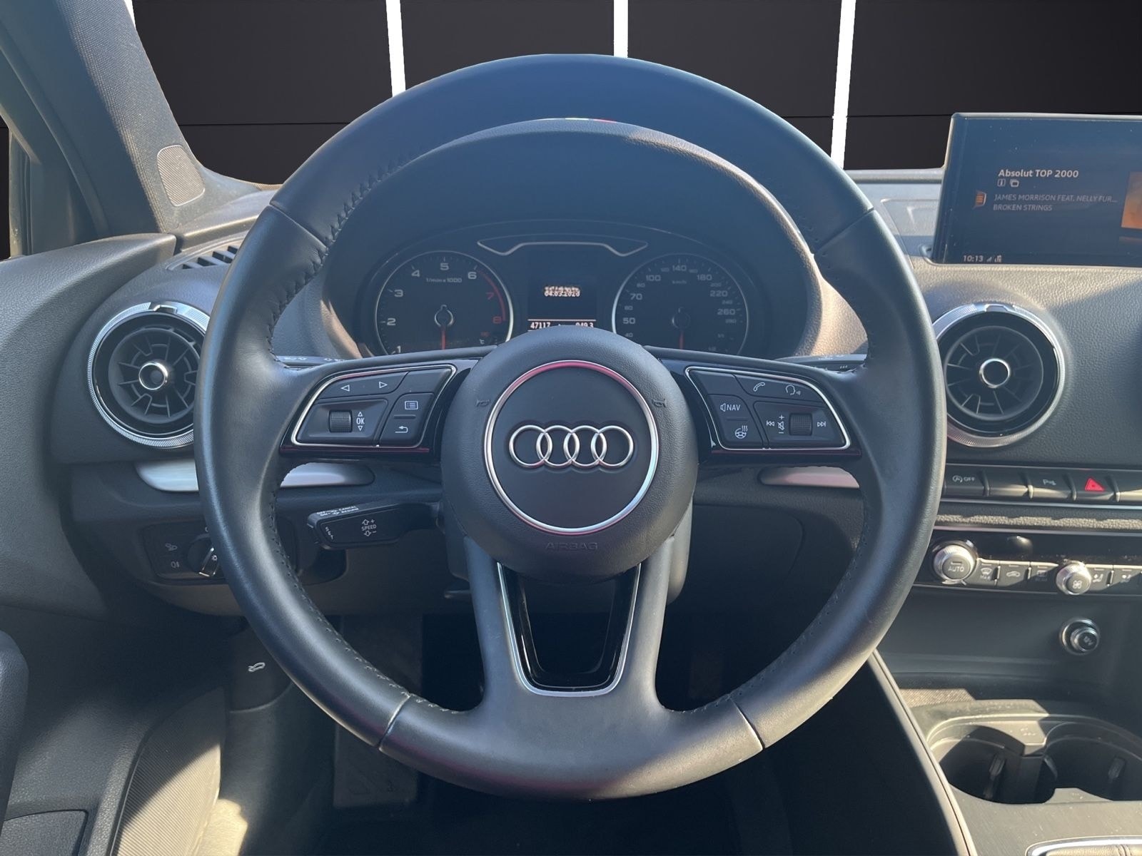 Audi A3 Limousine 30 TFSI Sport / S-Line / LED / DAB foto 14