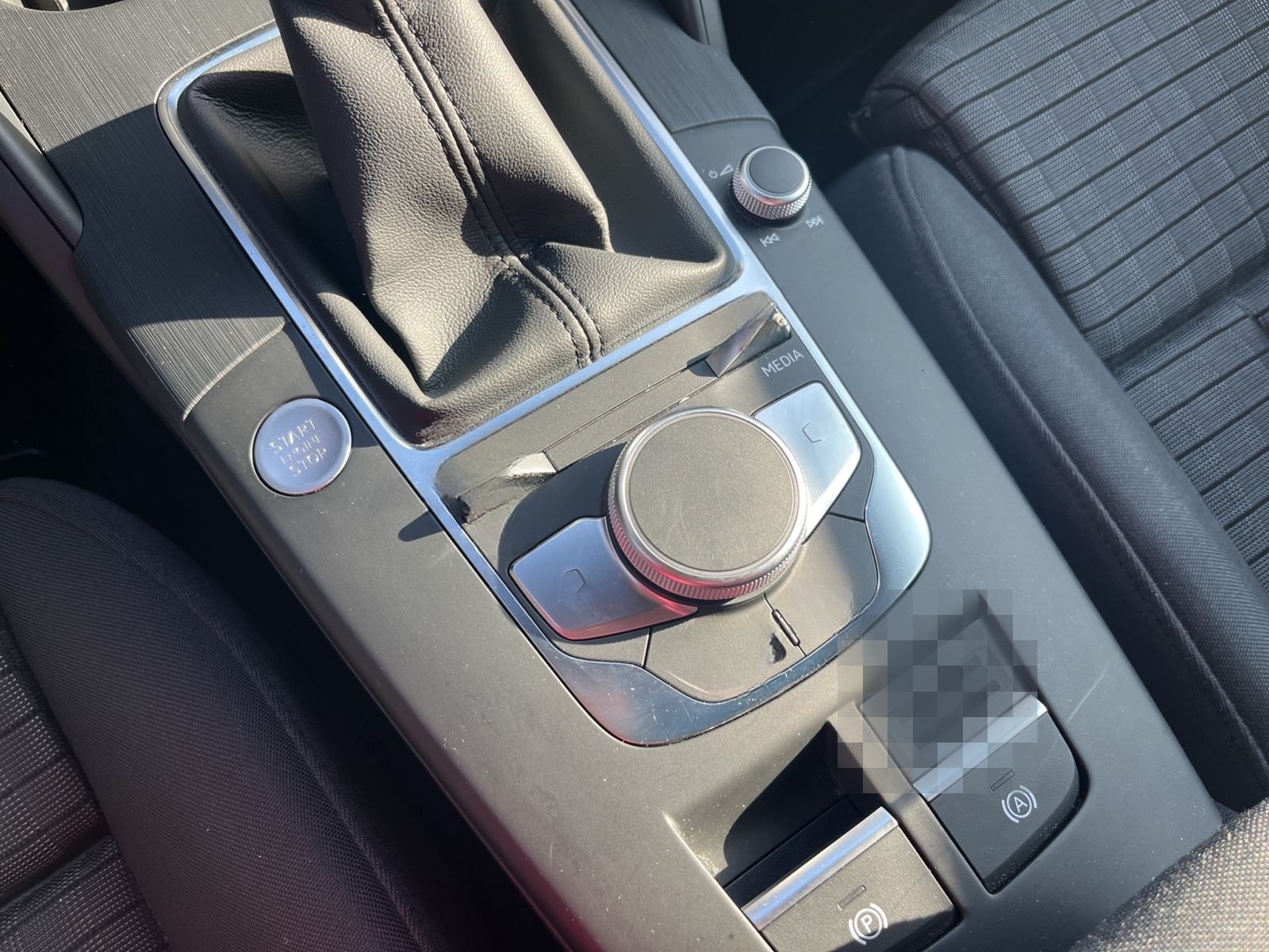 Audi A3 Limousine 30 TFSI Sport / S-Line / LED / DAB foto 25