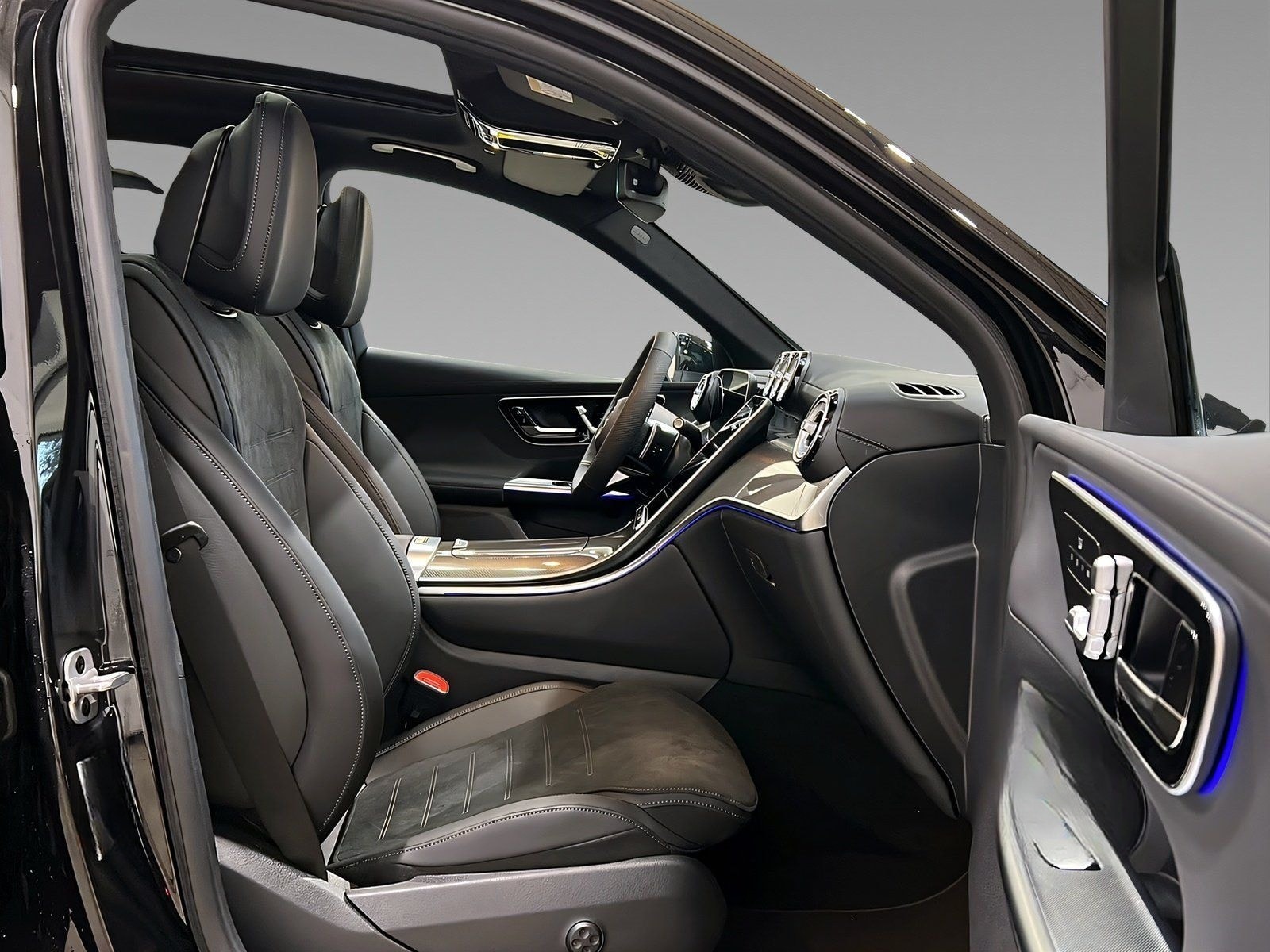 Mercedes-Benz GLC 300de 4M AMG+DIGITAL+Ambi+Pano+TotW+AHK+360° foto 14