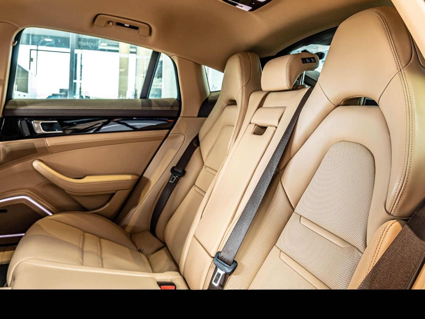 Porsche Panamera 4S E-Hybrid HA-Lenkung Sitzlüftung Spor foto 18