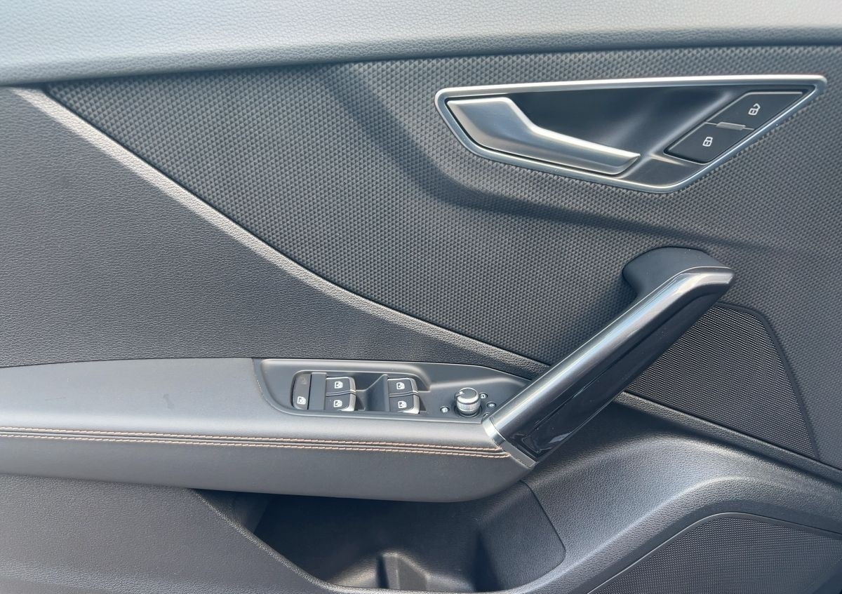 Audi Q2 35 TFSI advanced S tronic Navi Sonos PDC foto 13