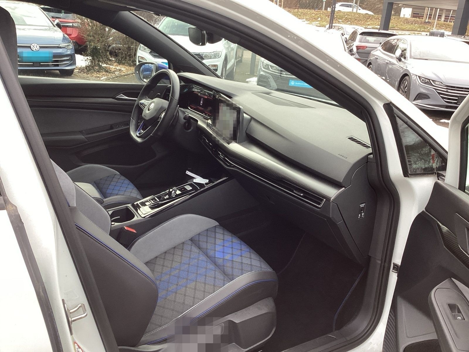 Volkswagen Golf VIII R 20Years 4M DSG Kamera Navi LED foto 13