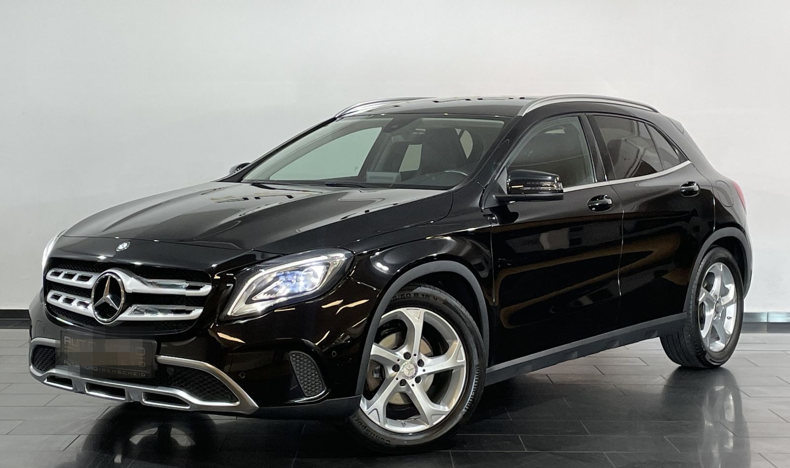 Mercedes-Benz GLA 220 d Urban*DCT*LED*AHK*Navi*MWST*KeyGo* foto 1