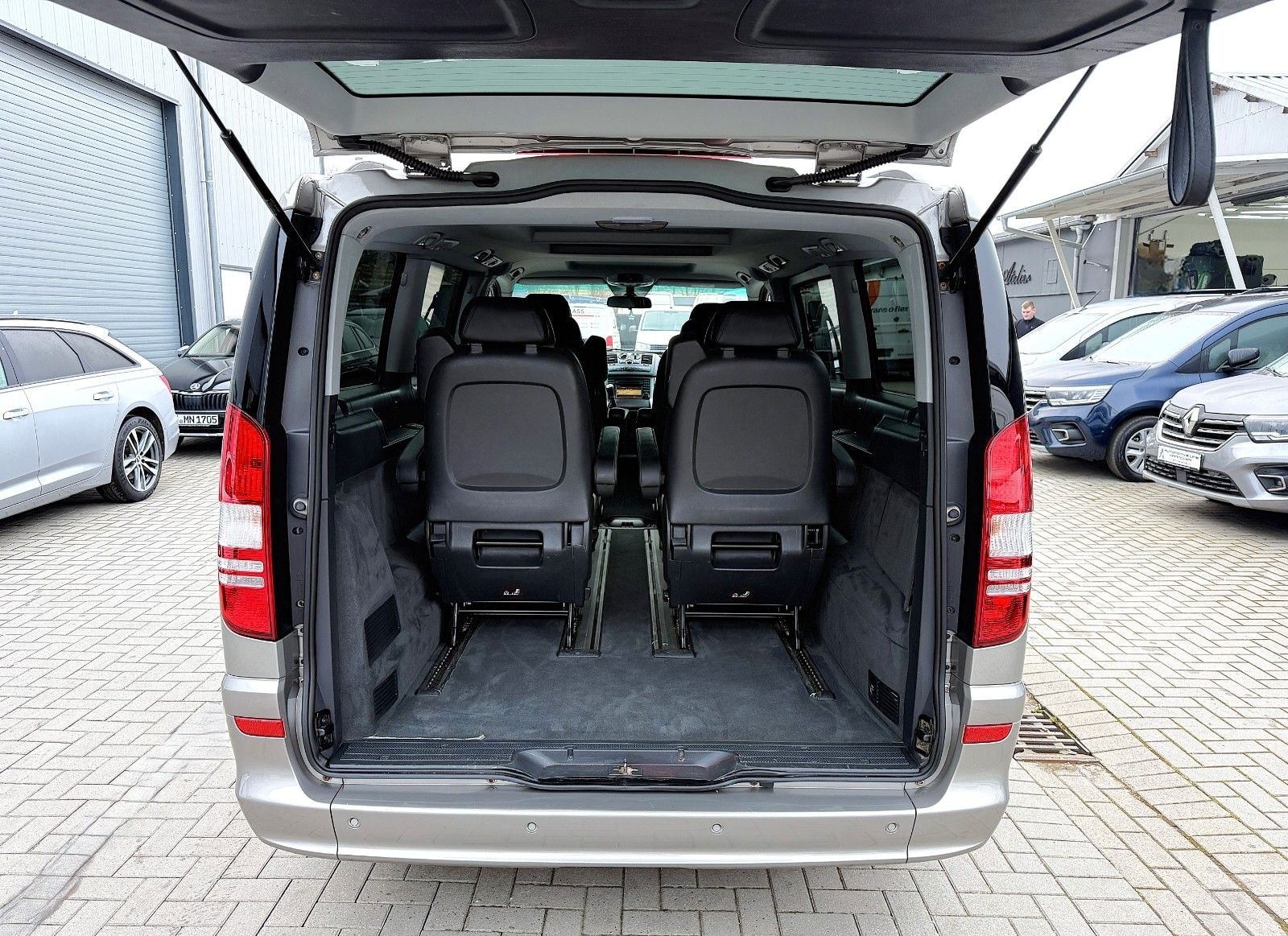 Mercedes-Benz 3.0 CDI LANG/XENON/6SITZER/NAVI/AHK/LEDER/KAMERA foto 11