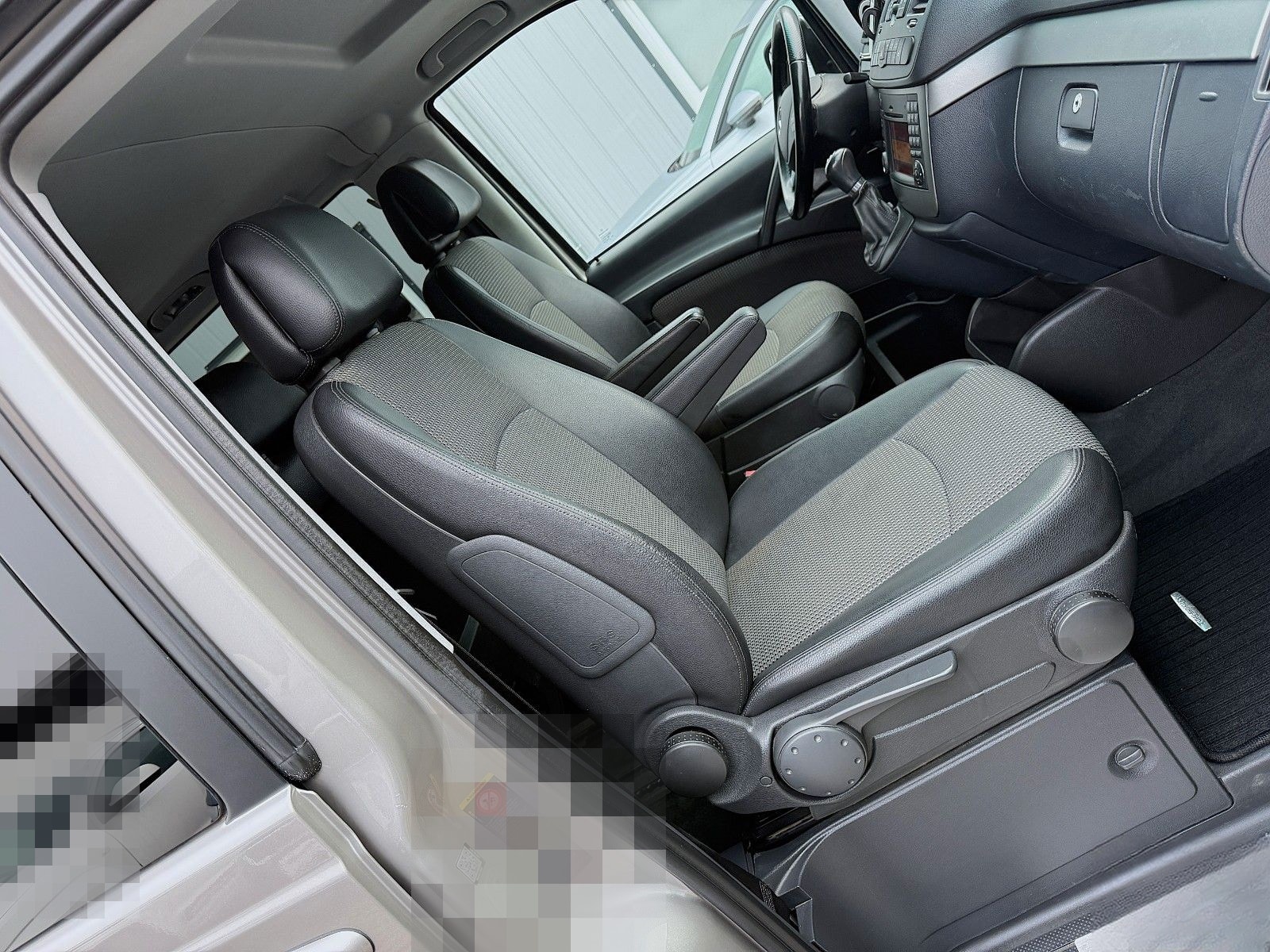 Mercedes-Benz 3.0 CDI LANG/XENON/6SITZER/NAVI/AHK/LEDER/KAMERA foto 24