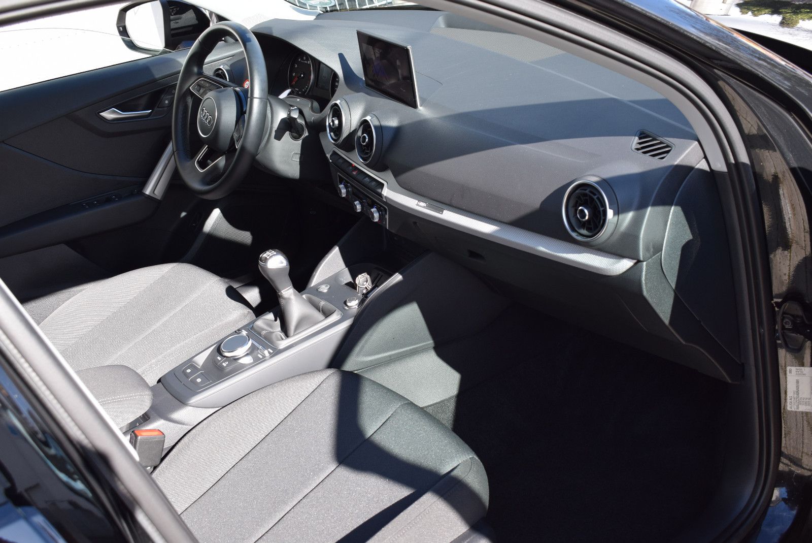 Audi Q2 30 TFSI/ ACC/LED/CAM/Navi/ foto 2