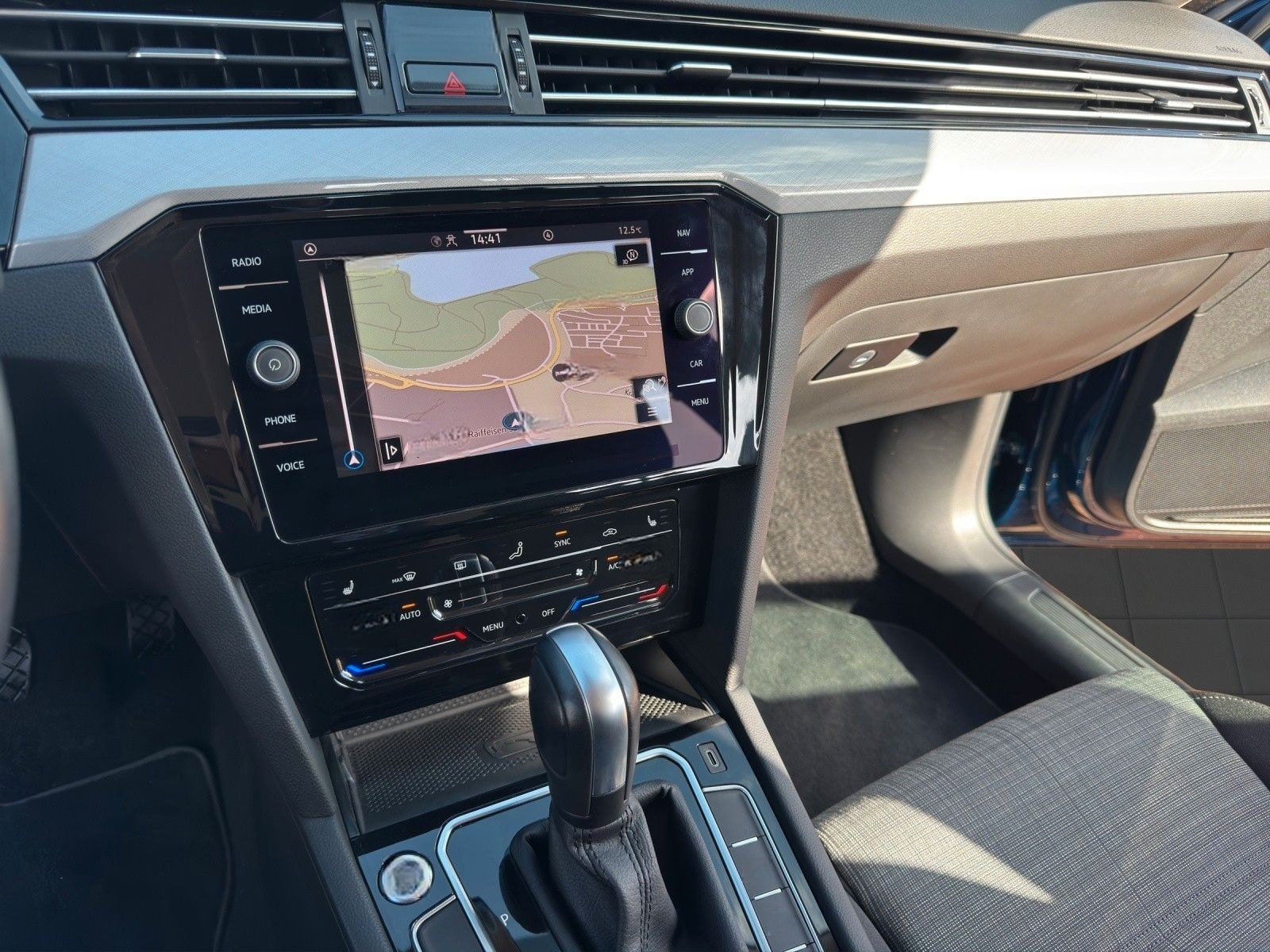 Volkswagen Passat Variant 2.0 TDI DSG,Navi,LED,ACC,Kamera foto 14