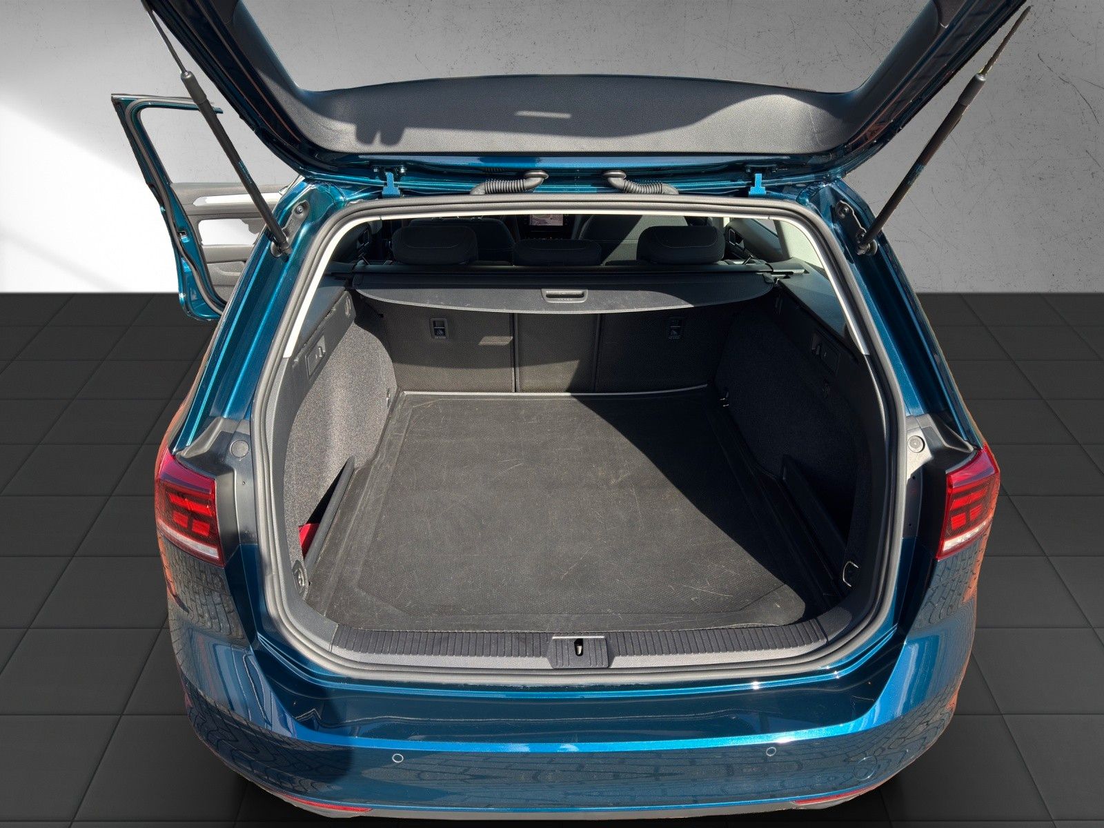 Volkswagen Passat Variant 2.0 TDI DSG,Navi,LED,ACC,Kamera foto 17