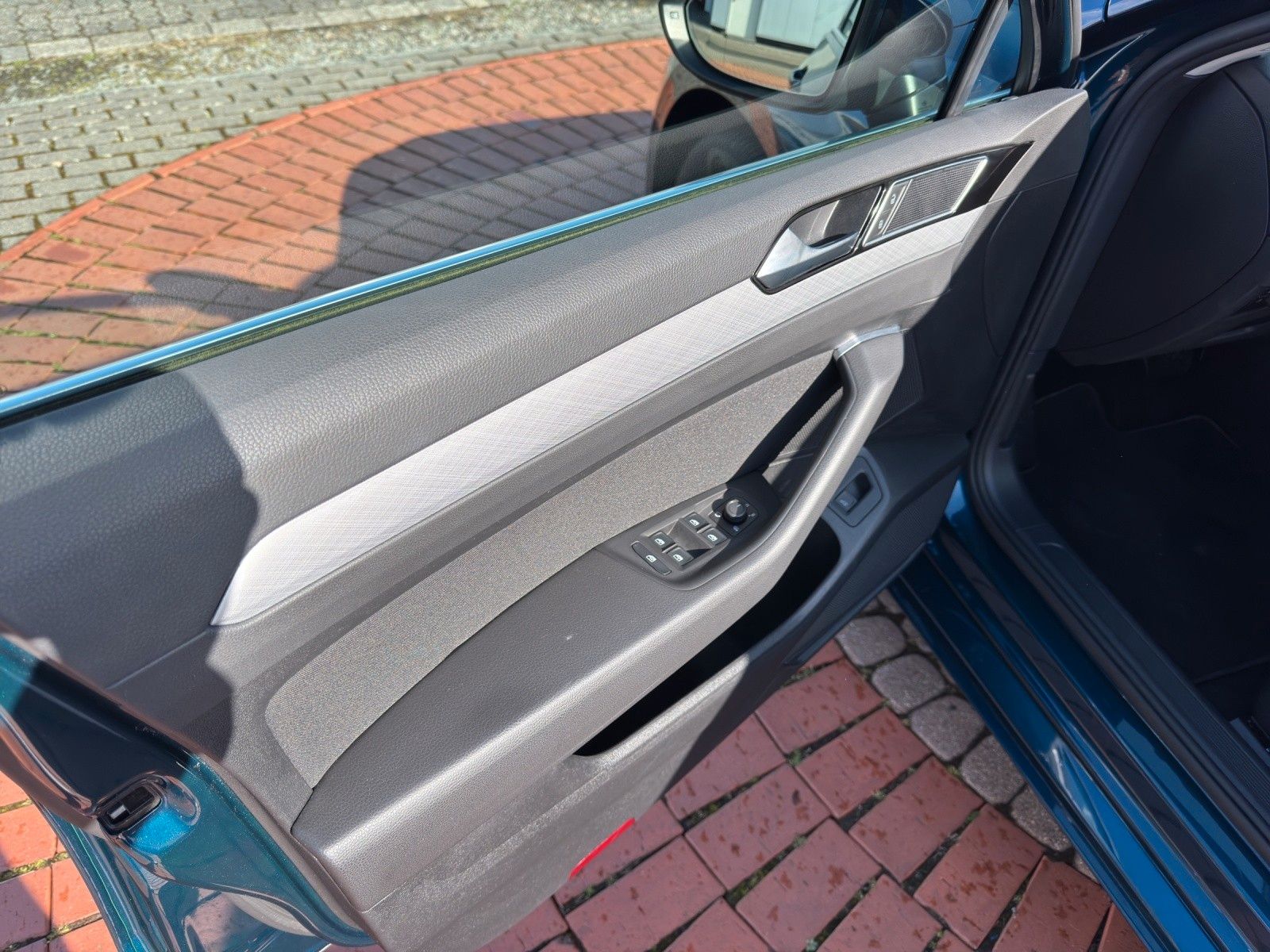 Volkswagen Passat Variant 2.0 TDI DSG,Navi,LED,ACC,Kamera foto 9