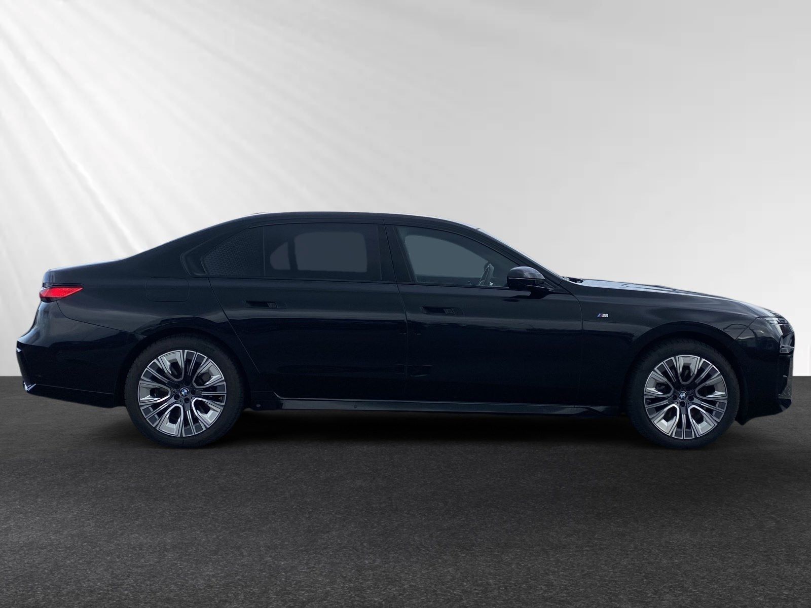 BMW 740d xDrive TV-Fond-Entertainment|B&W-Diamond foto 2