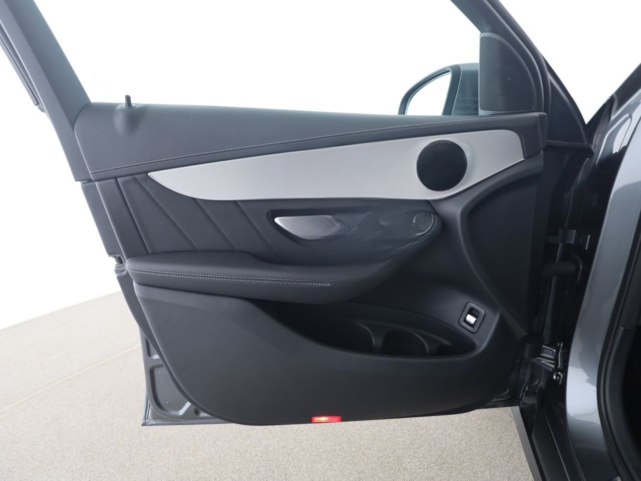 Mercedes-Benz GLC 220 d 4M AMG MBUX AHK Distronic HUD Kamera foto 13