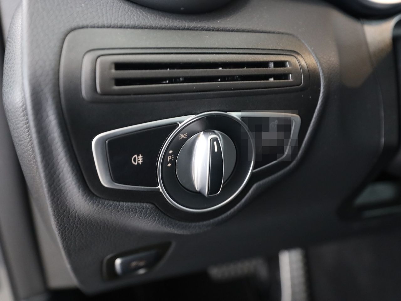 Mercedes-Benz GLC 220 d 4M AMG MBUX AHK Distronic HUD Kamera foto 24