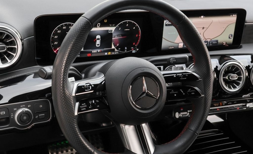 Mercedes-Benz A 220 d Limo AMG-Sport/Night/Totw/Keyl/LED/Cam foto 16