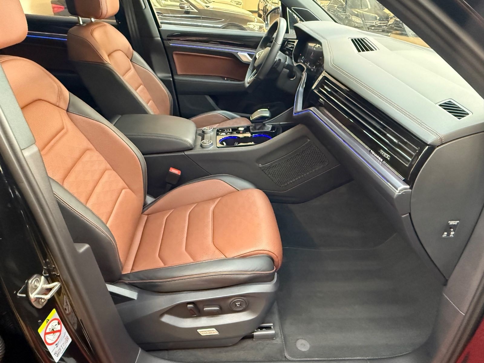 Volkswagen Touareg 3.0 TDI 210 kW 4Motion R-Line/LUFT/PANO foto 16