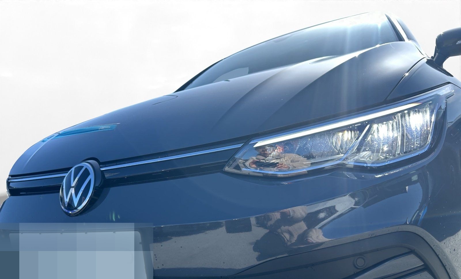 Volkswagen Golf VIII 1.5 TSI DSG UNITED | NAVI | ACC | LED foto 17