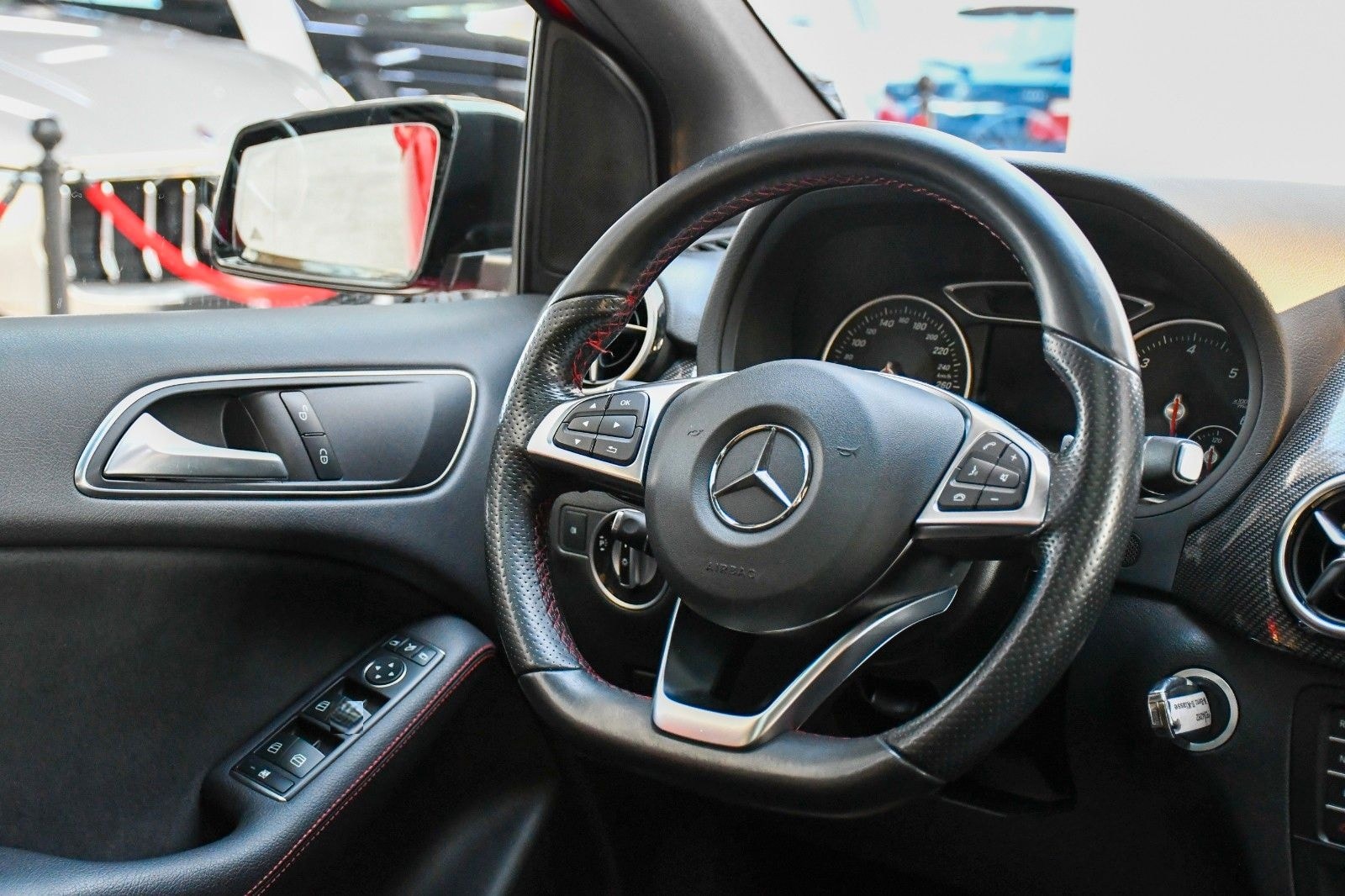 Mercedes-Benz B 220d 4Matic AMG-Line Night-Paket 1.Hand foto 18