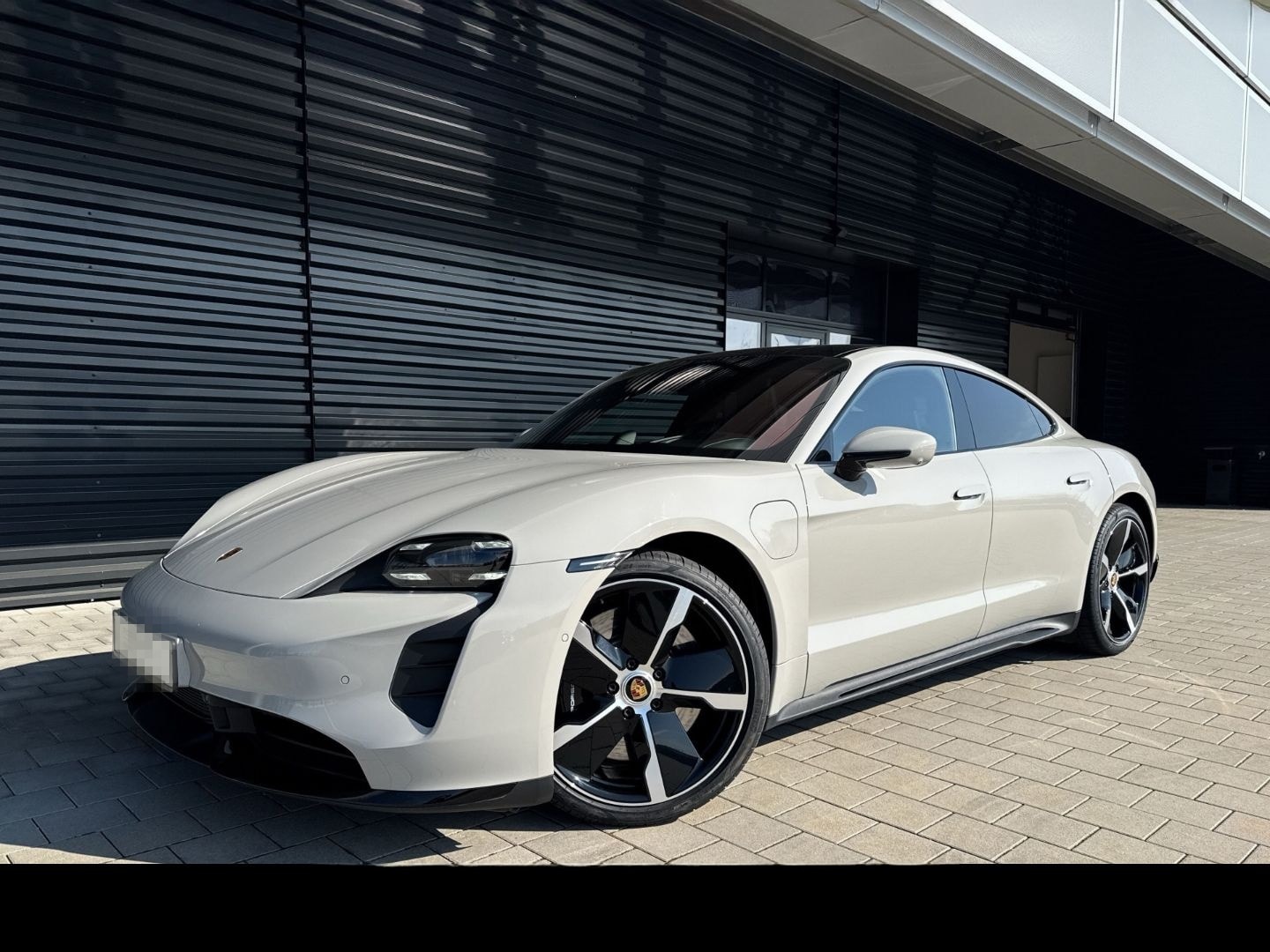 Porsche Taycan Turbo Clubleder HA-Lenkung InnoDrive BOSE foto 1