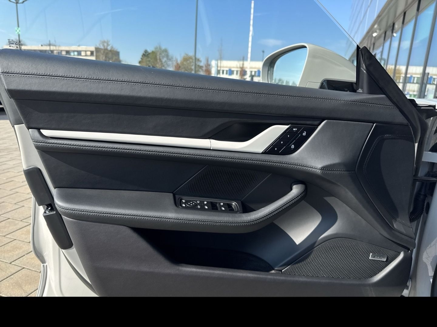 Porsche Taycan Turbo Clubleder HA-Lenkung InnoDrive BOSE foto 15