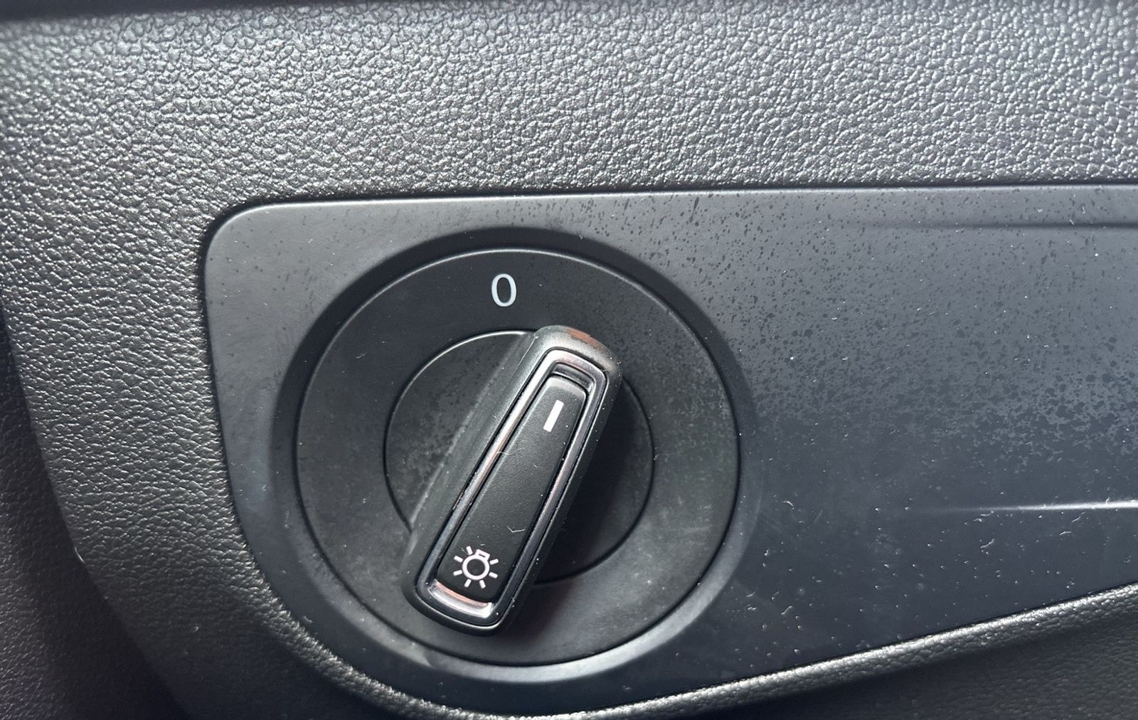 Volkswagen Tiguan 1.5 TSI, ACC, Winterpaket, Dachreling, Cl foto 13