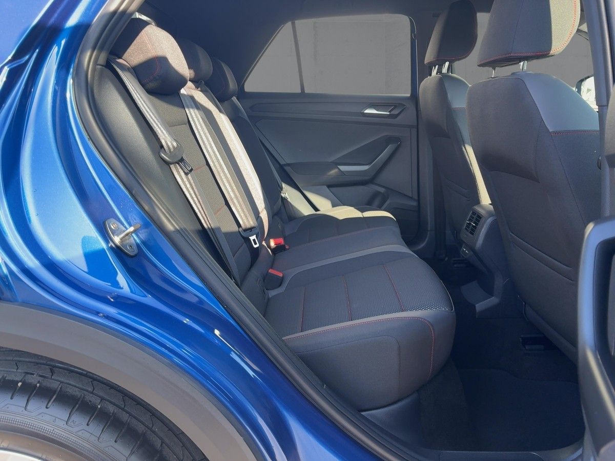 Volkswagen T-Roc 1.5 TSI DSG SPORT NAVI+ACC+SHZ+SHZ+PDC+DAB foto 13
