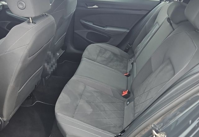 Volkswagen Golf Variant Life 2.0 TDI SCR 85 kW 6-Gang foto 13